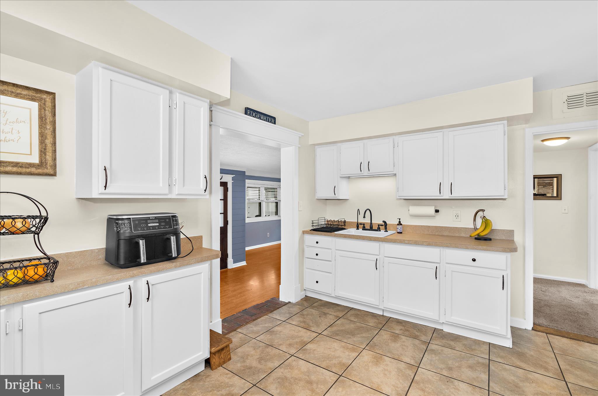 16 Virginia Avenue Edgewater, MD 21037 - Photo 9 of 54 A kitchen with character!