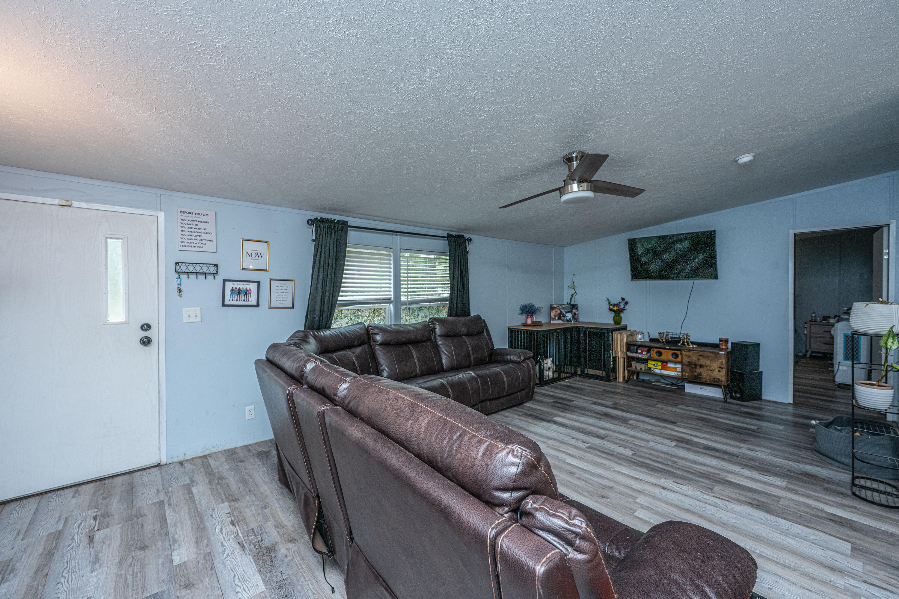 845 East Butternut Road Summerville, SC 29483 - Photo 2 of 24 845EButternut010