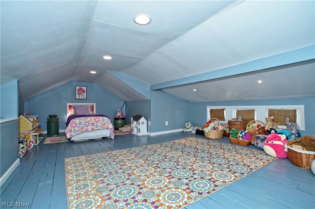 16614 West Park Road Cleveland, OH 44111 - Photo 21 of 35 Gallery Image 21
