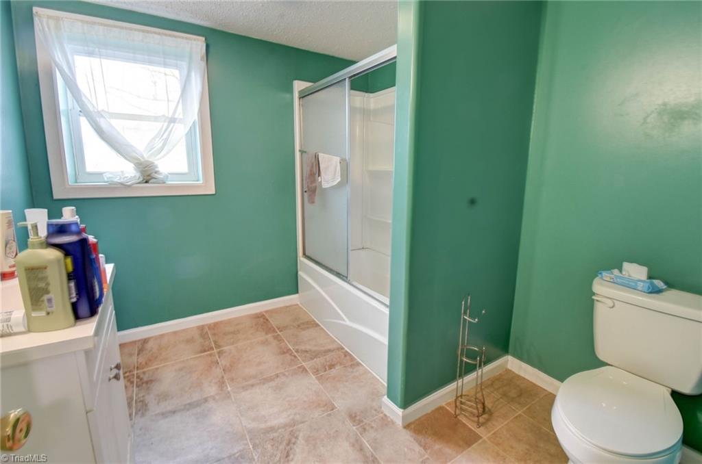 1343 Hopewell Road Morganton, NC 28655 - Photo 12 of 24