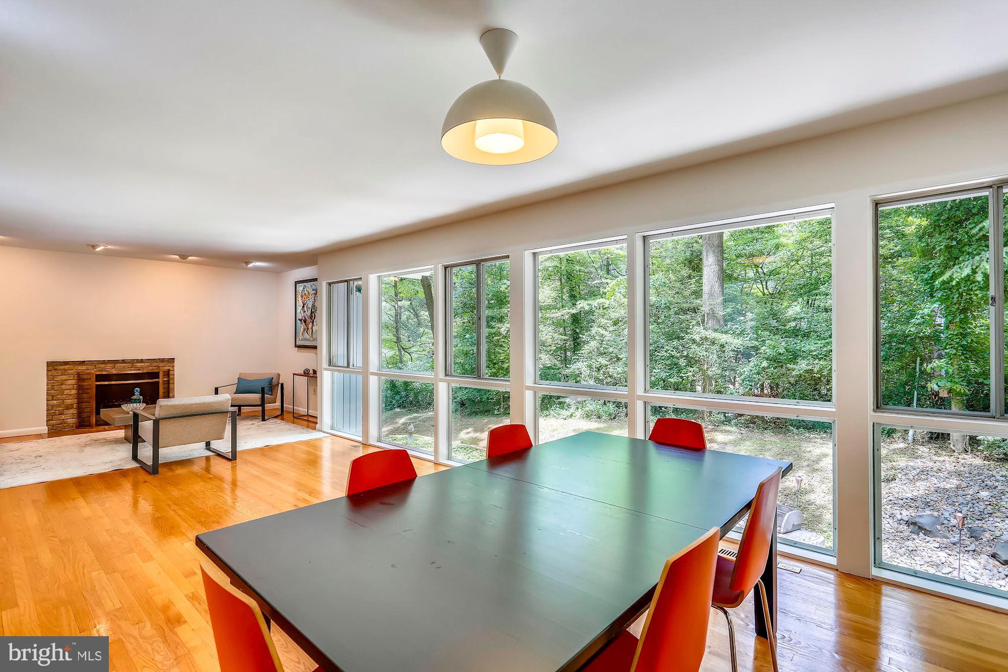 8300 Still Spring Court Bethesda, MD 20817 - Photo 11 of 43 Gallery Image 11