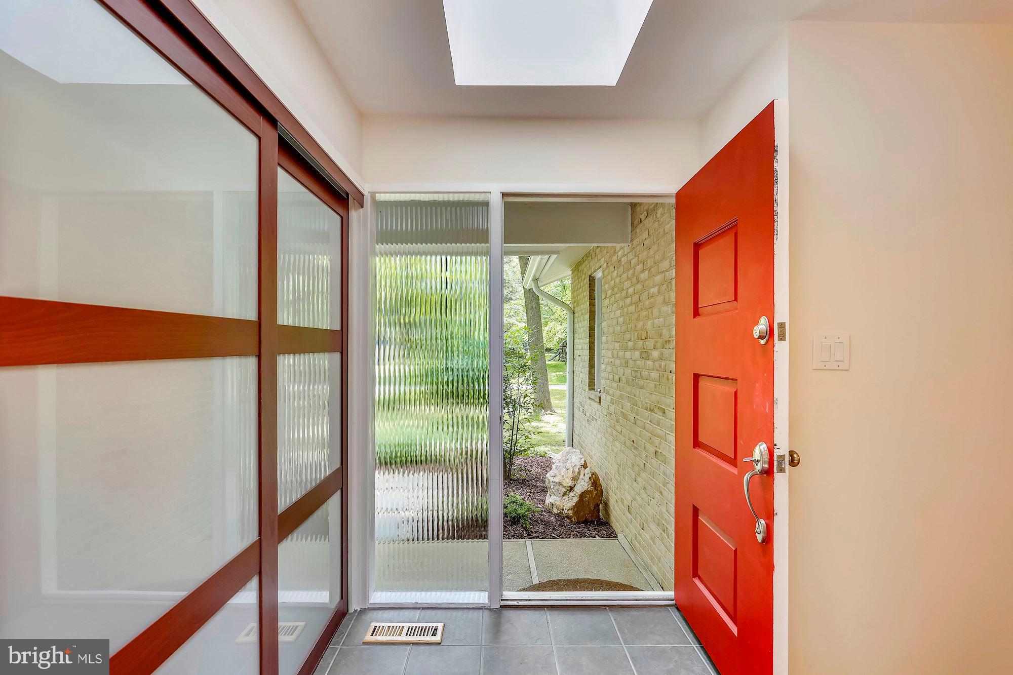 8300 Still Spring Court Bethesda, MD 20817 - Photo 3 of 43 Gallery Image 3