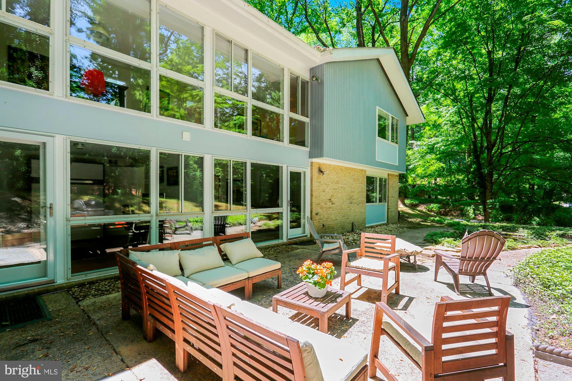 8300 Still Spring Court Bethesda, MD 20817 - Photo 29 of 43 Gallery Image 29