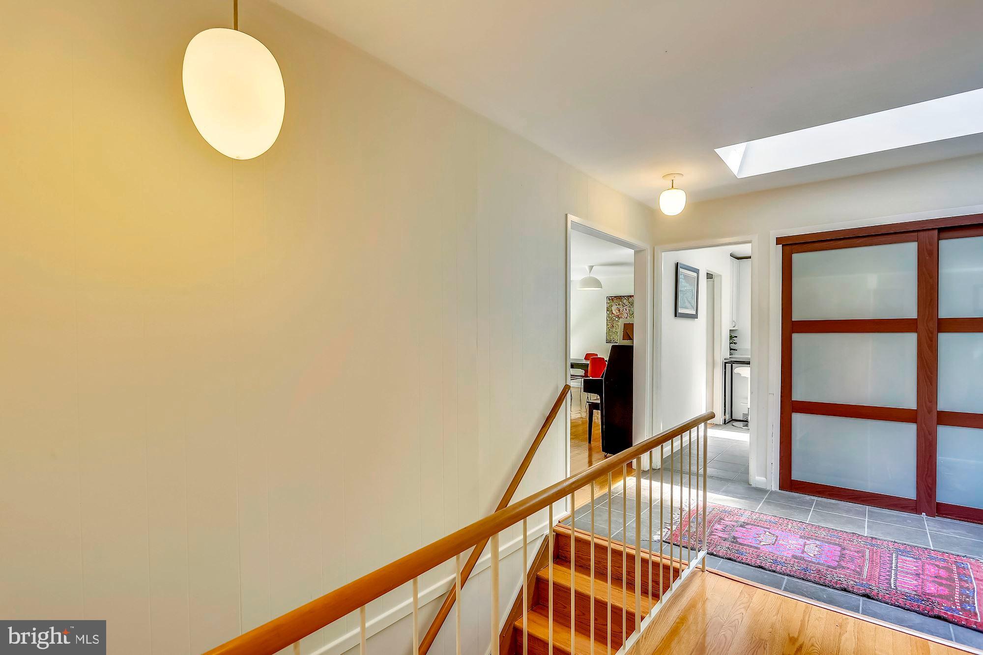 8300 Still Spring Court Bethesda, MD 20817 - Photo 5 of 43 Gallery Image 5