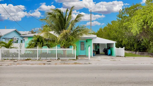 $750,000 | 2625 Flagler Avenue, Key West, FL 33040