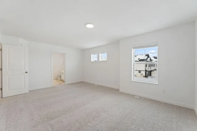 $389,410 | 5231 Long Pointe Pass, Woodbury, MN 55129