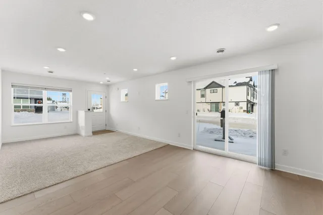 $389,410 | 5231 Long Pointe Pass, Woodbury, MN 55129