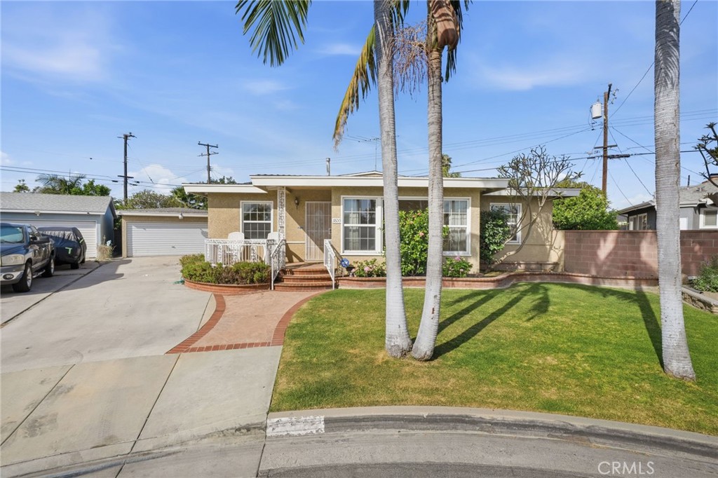 9600 Hoback Street Bellflower, CA 90706 - Photo 2 of 32