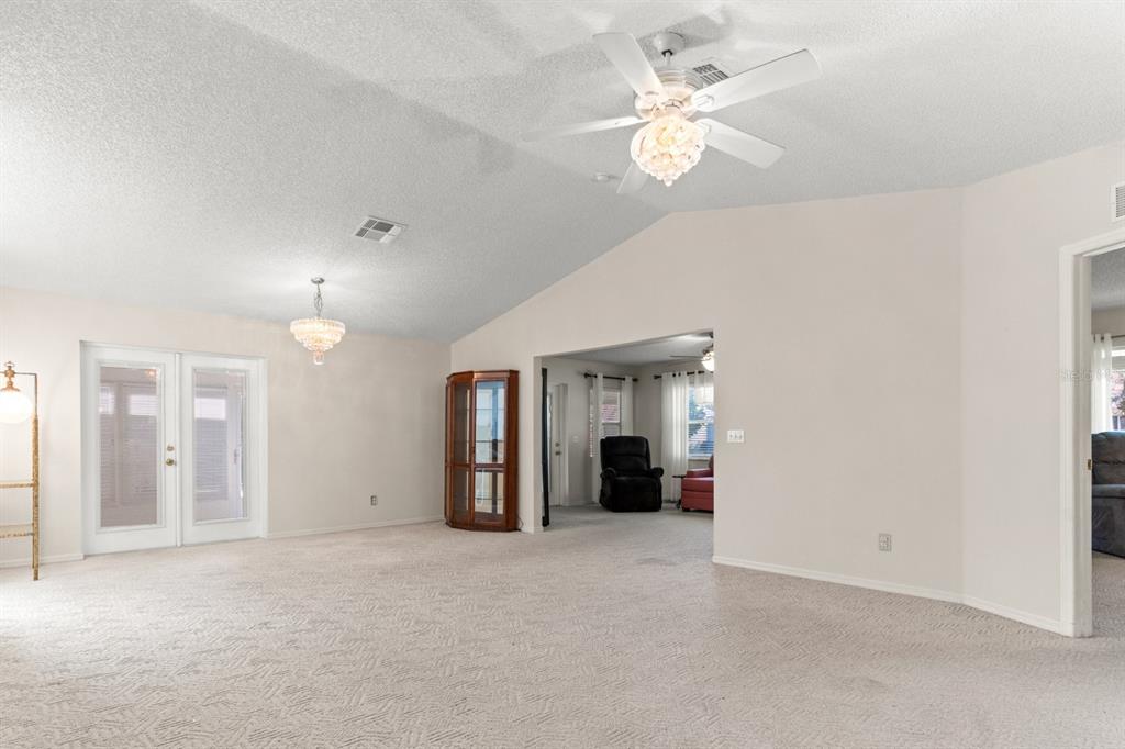 9088 Southwest 95th Terrace Ocala, FL 34481 - Photo 6 of 35