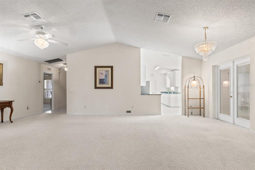 9088 Southwest 95th Terrace Ocala, FL 34481 - Photo 7 of 35