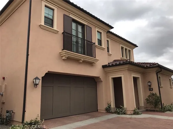 $6,000 | 104 Hargrove, Irvine, CA 92620