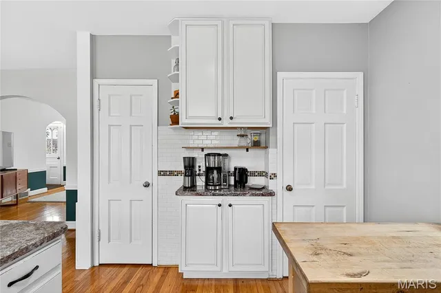 $360,000 | 7465 Drexel Drive, University City, MO 63130