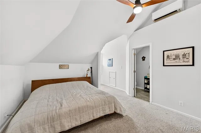 $360,000 | 7465 Drexel Drive, University City, MO 63130