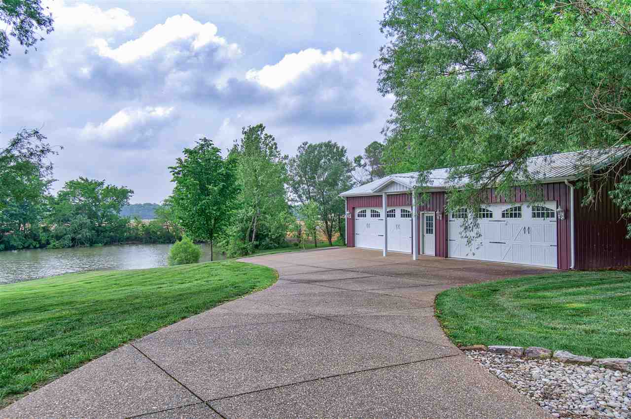 5499 Schneider Road Newburgh, IN 47630 - Photo 9 of 36 Gallery Image 9