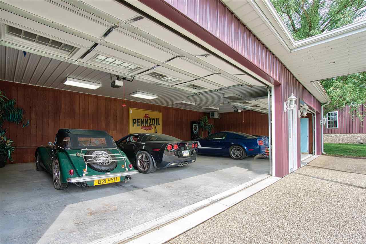 5499 Schneider Road Newburgh, IN 47630 - Photo 10 of 36 Gallery Image 10