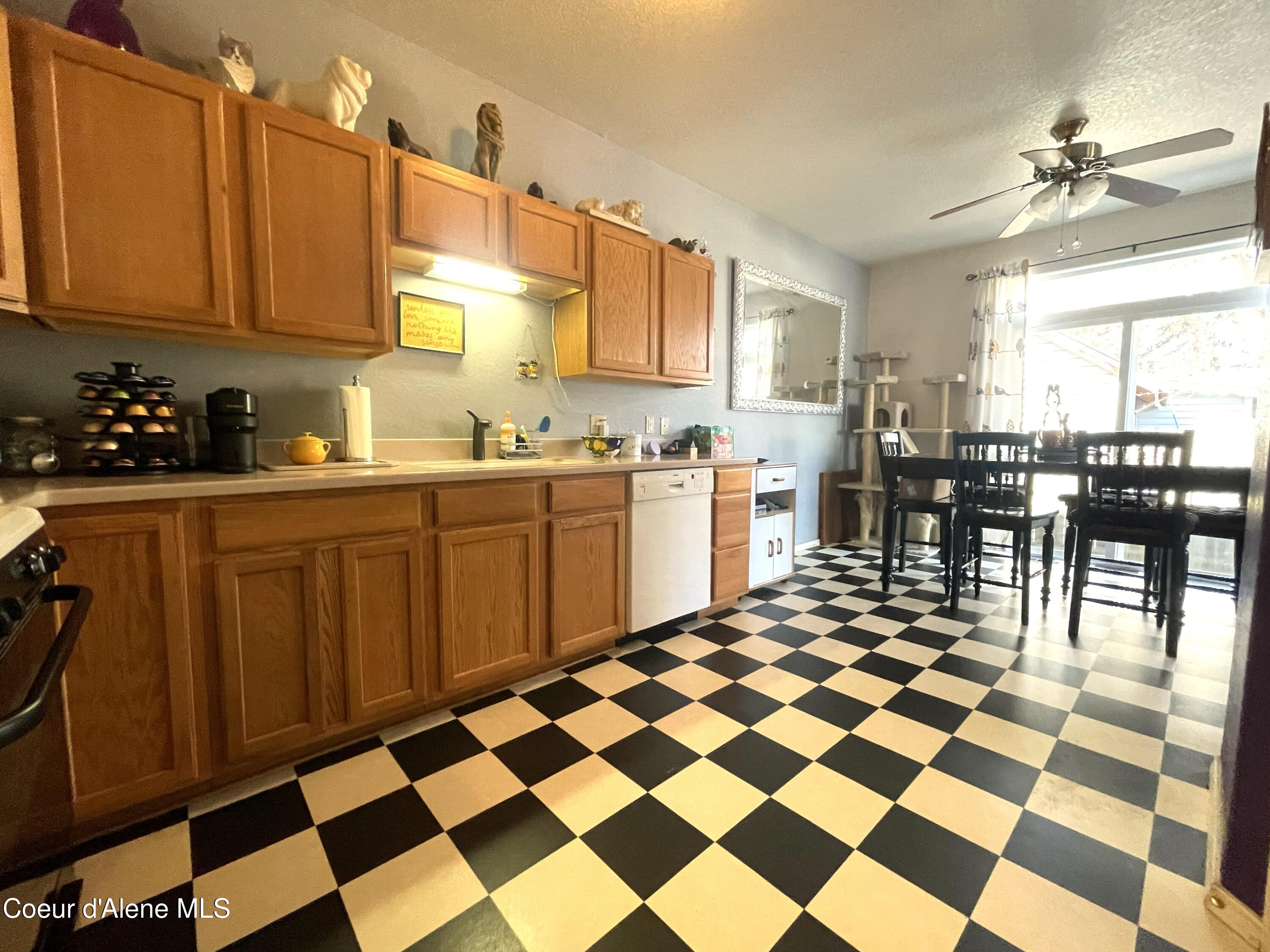 1201 Spruce Street Sandpoint, ID 83864 - Photo 12 of 47 Kitchen Facing Slider