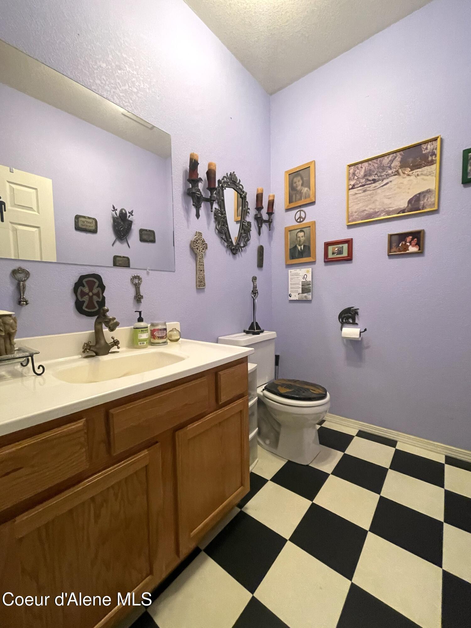 1201 Spruce Street Sandpoint, ID 83864 - Photo 18 of 47 Half Bath