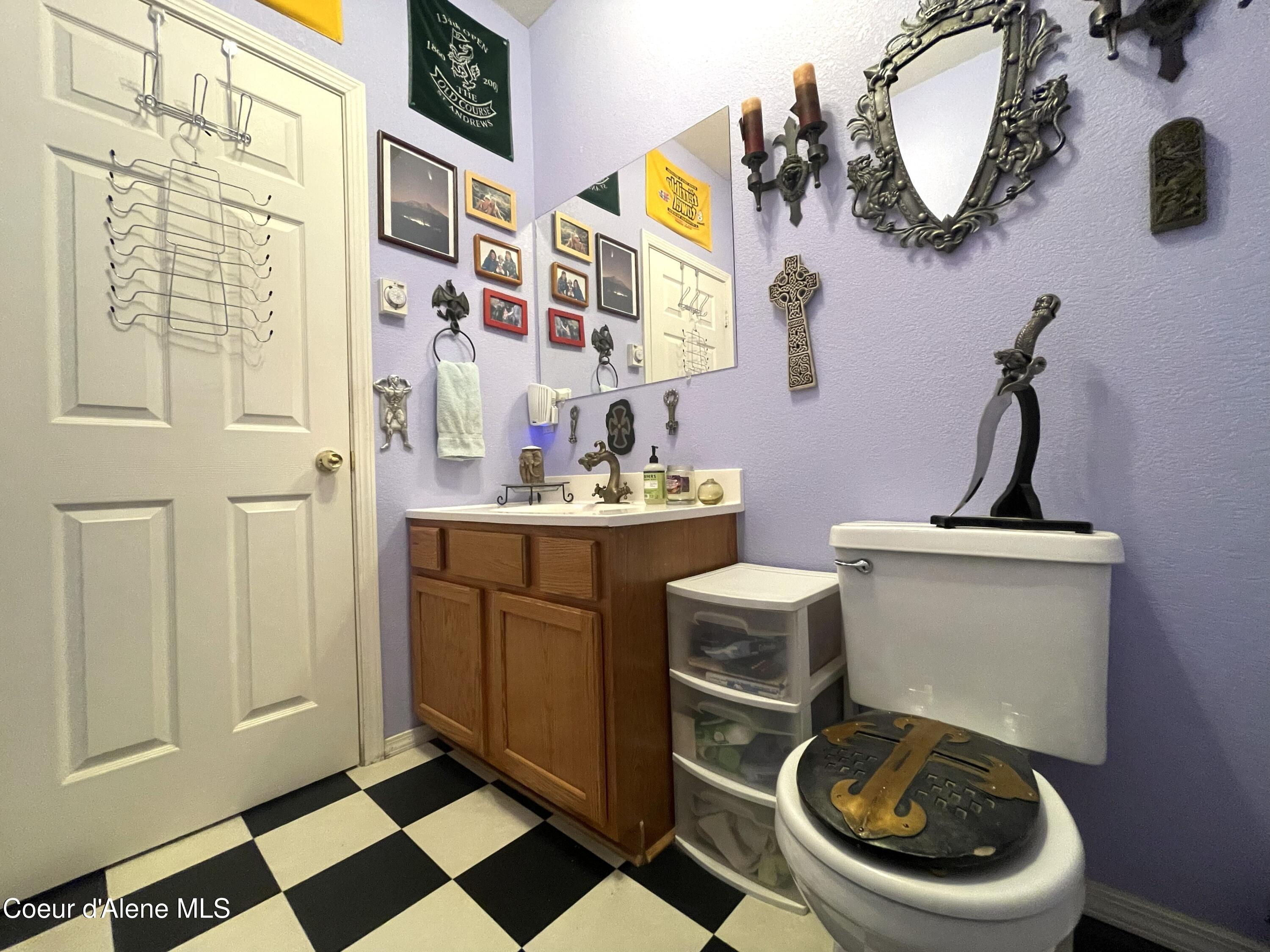 1201 Spruce Street Sandpoint, ID 83864 - Photo 19 of 47 Half Bath 2