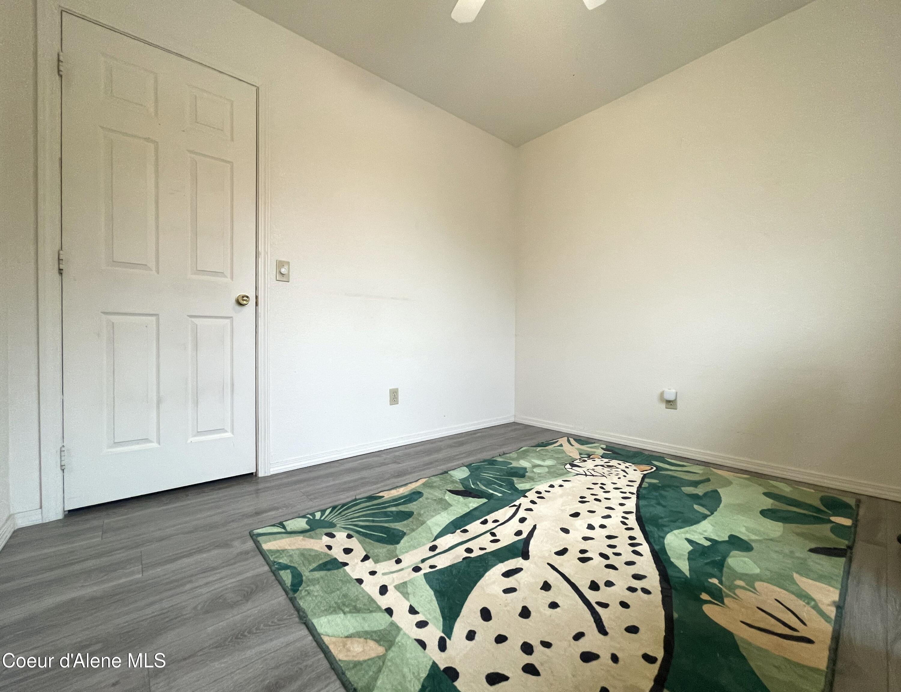 1201 Spruce Street Sandpoint, ID 83864 - Photo 27 of 47 Guest Bedroom 1