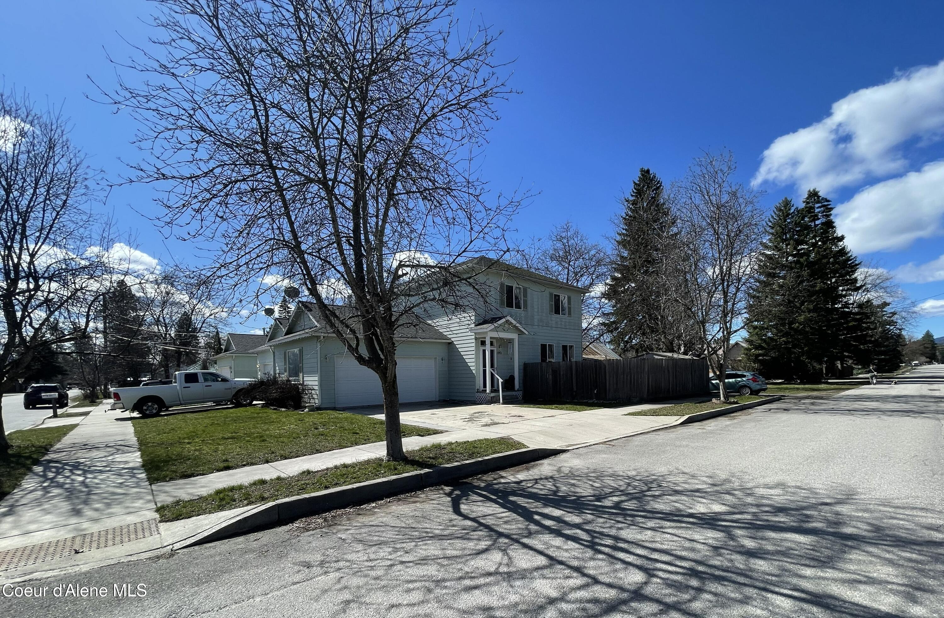 1201 Spruce Street Sandpoint, ID 83864 - Photo 4 of 47 Corner Lot