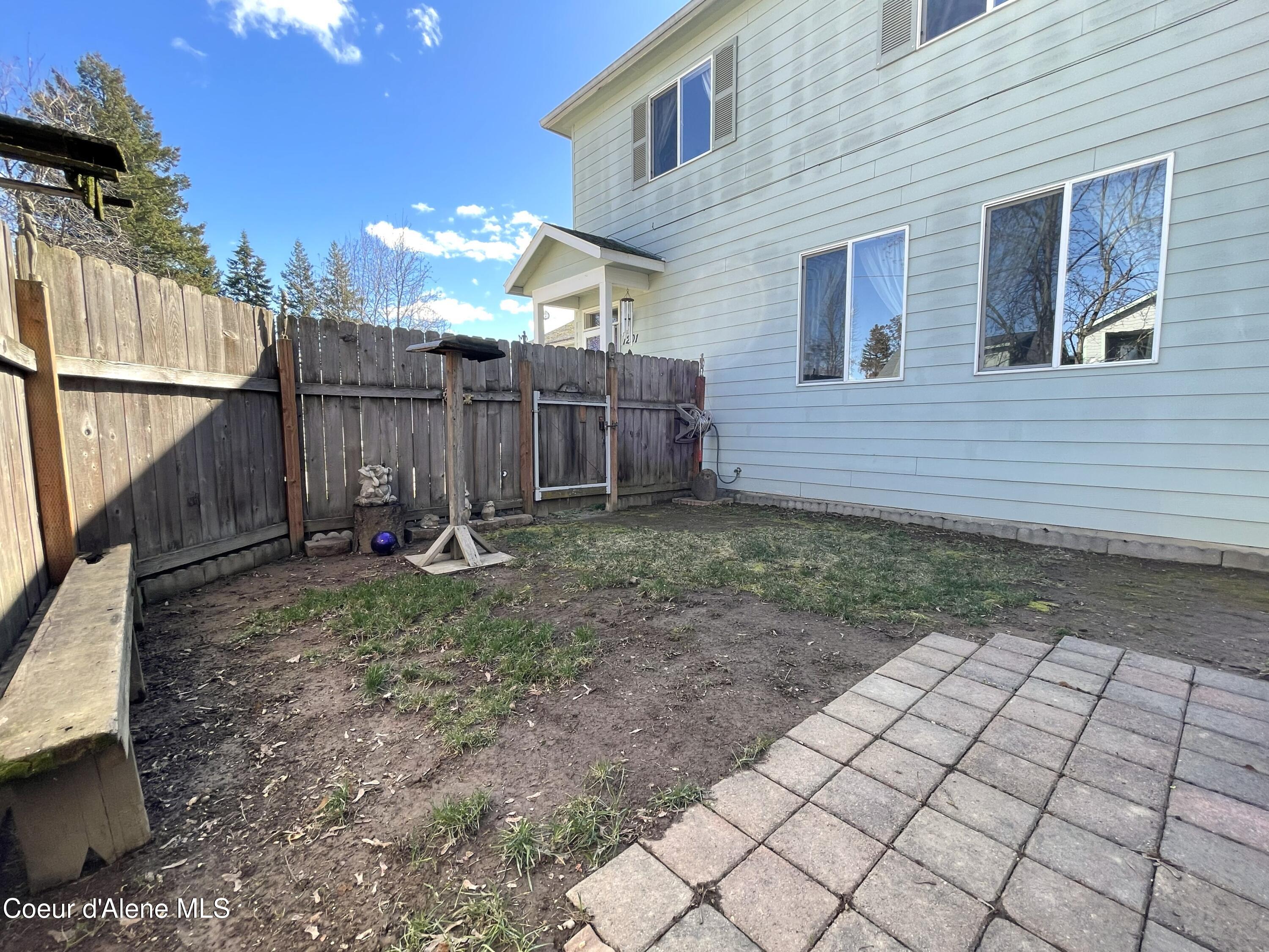 1201 Spruce Street Sandpoint, ID 83864 - Photo 41 of 47 Private Backyard