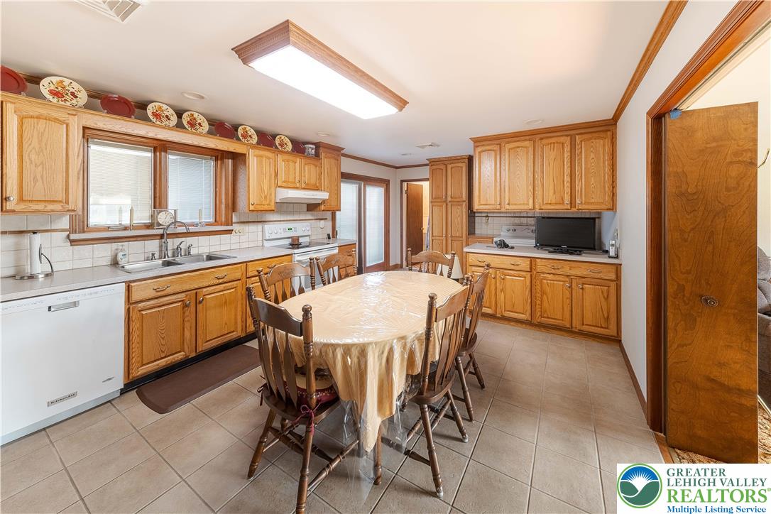 5391 Chapmans Road Orefield, PA 18069 - Photo 18 of 36 Unit 2