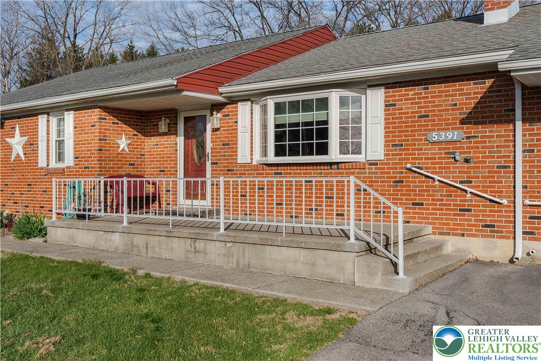 5391 Chapmans Road Orefield, PA 18069 - Photo 4 of 36