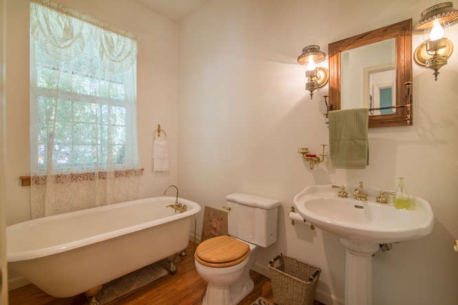 611 Bear Valley Road Loyalton, CA 96118 - Photo 9 of 14 Gallery Image 9