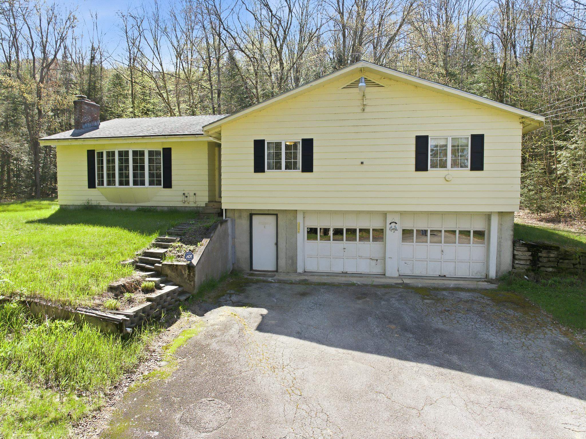 413 Lancaster Road Northumberland, NH 03582 - Photo 1 of 45