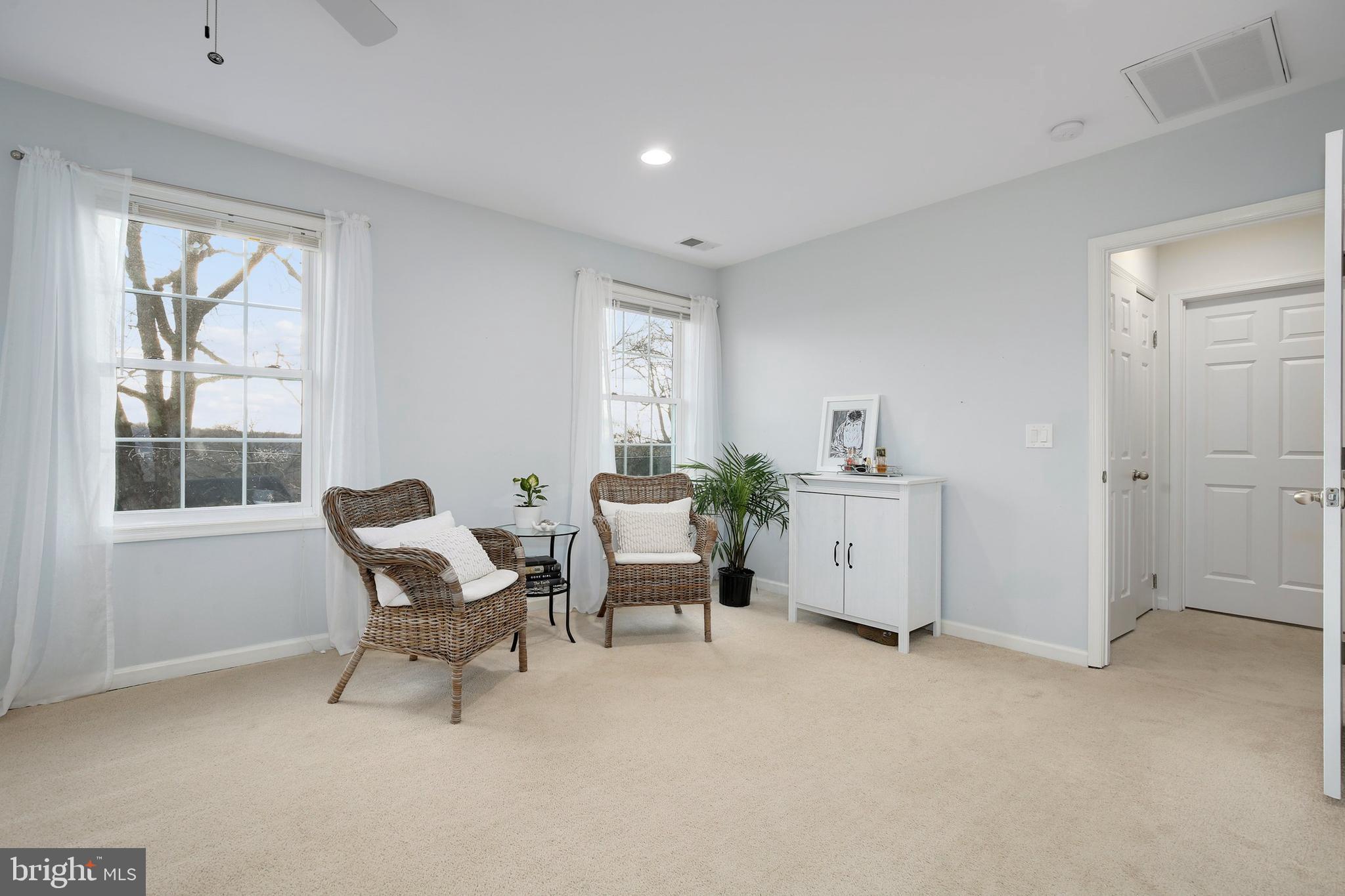 6705 Barr Road Bethesda, MD 20817 - Photo 37 of 67