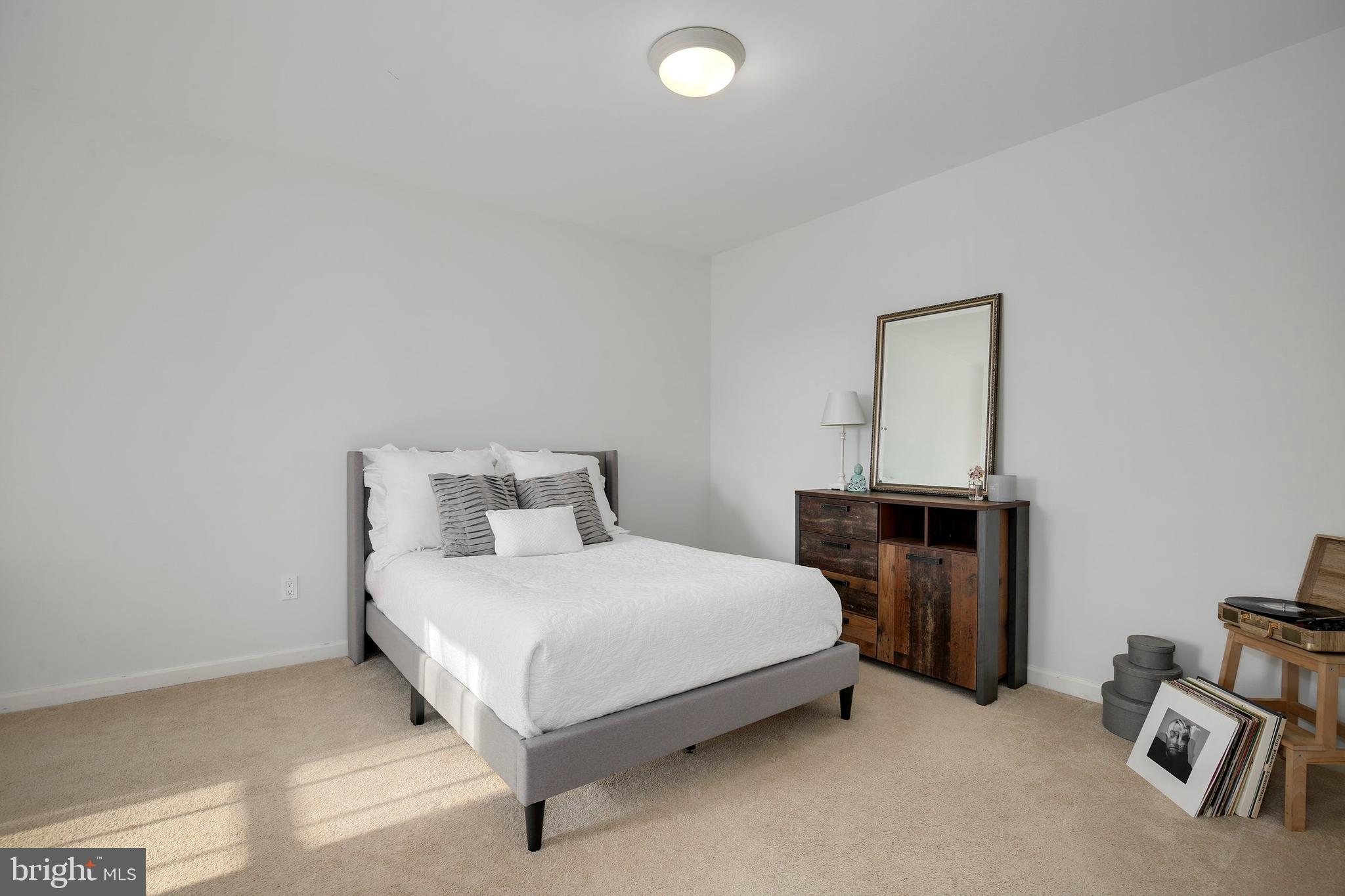 6705 Barr Road Bethesda, MD 20817 - Photo 41 of 67