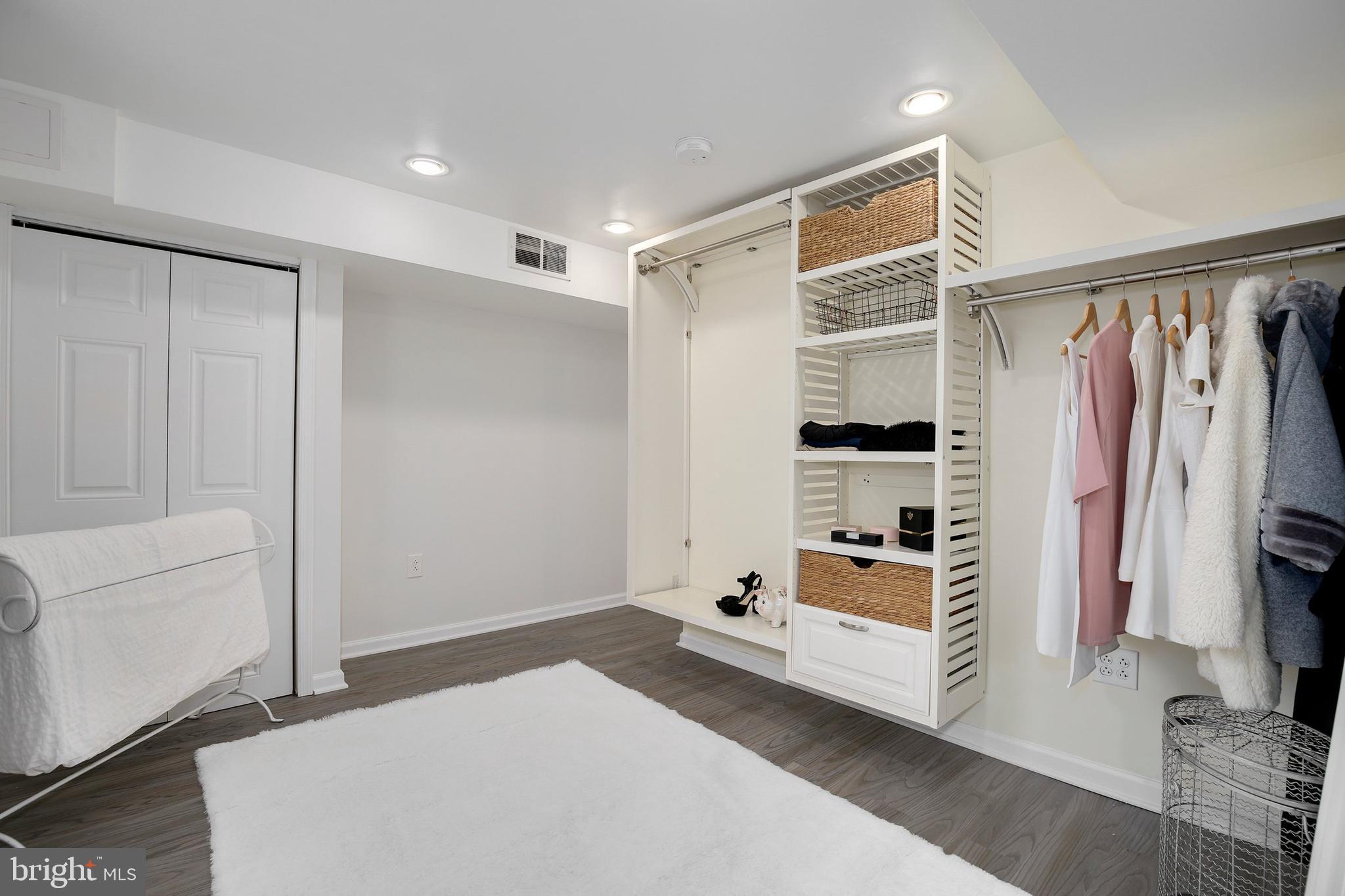 6705 Barr Road Bethesda, MD 20817 - Photo 54 of 67