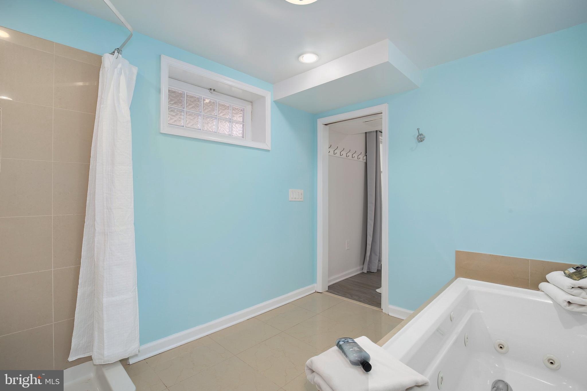 6705 Barr Road Bethesda, MD 20817 - Photo 56 of 67