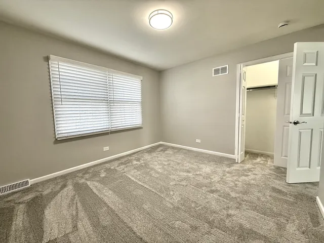 $3,500 | 1209 West Bauer Road, Naperville, IL 60563