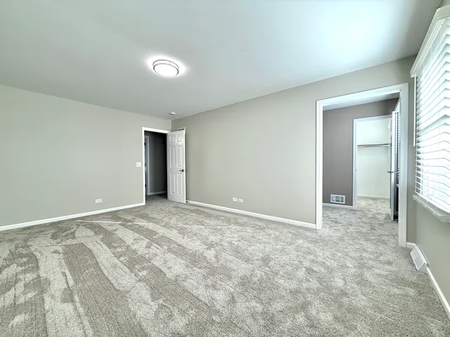 $3,500 | 1209 West Bauer Road, Naperville, IL 60563