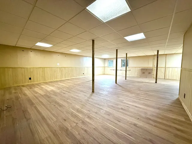 $3,500 | 1209 West Bauer Road, Naperville, IL 60563