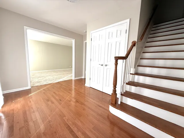 $3,500 | 1209 West Bauer Road, Naperville, IL 60563