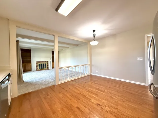 $3,500 | 1209 West Bauer Road, Naperville, IL 60563