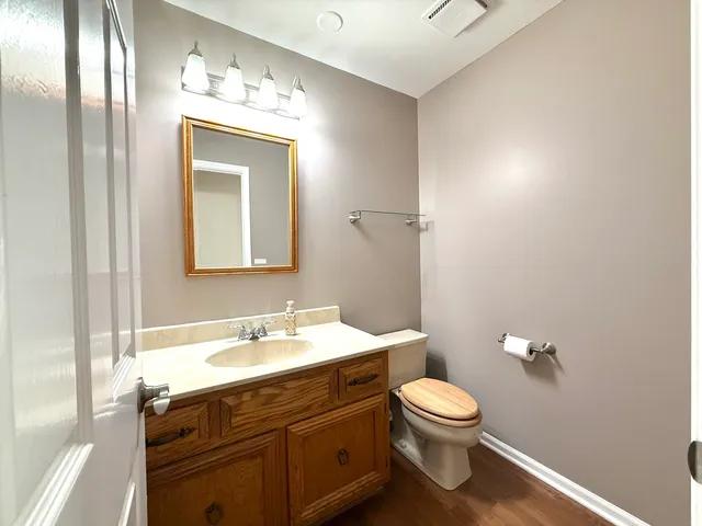 $3,500 | 1209 West Bauer Road, Naperville, IL 60563