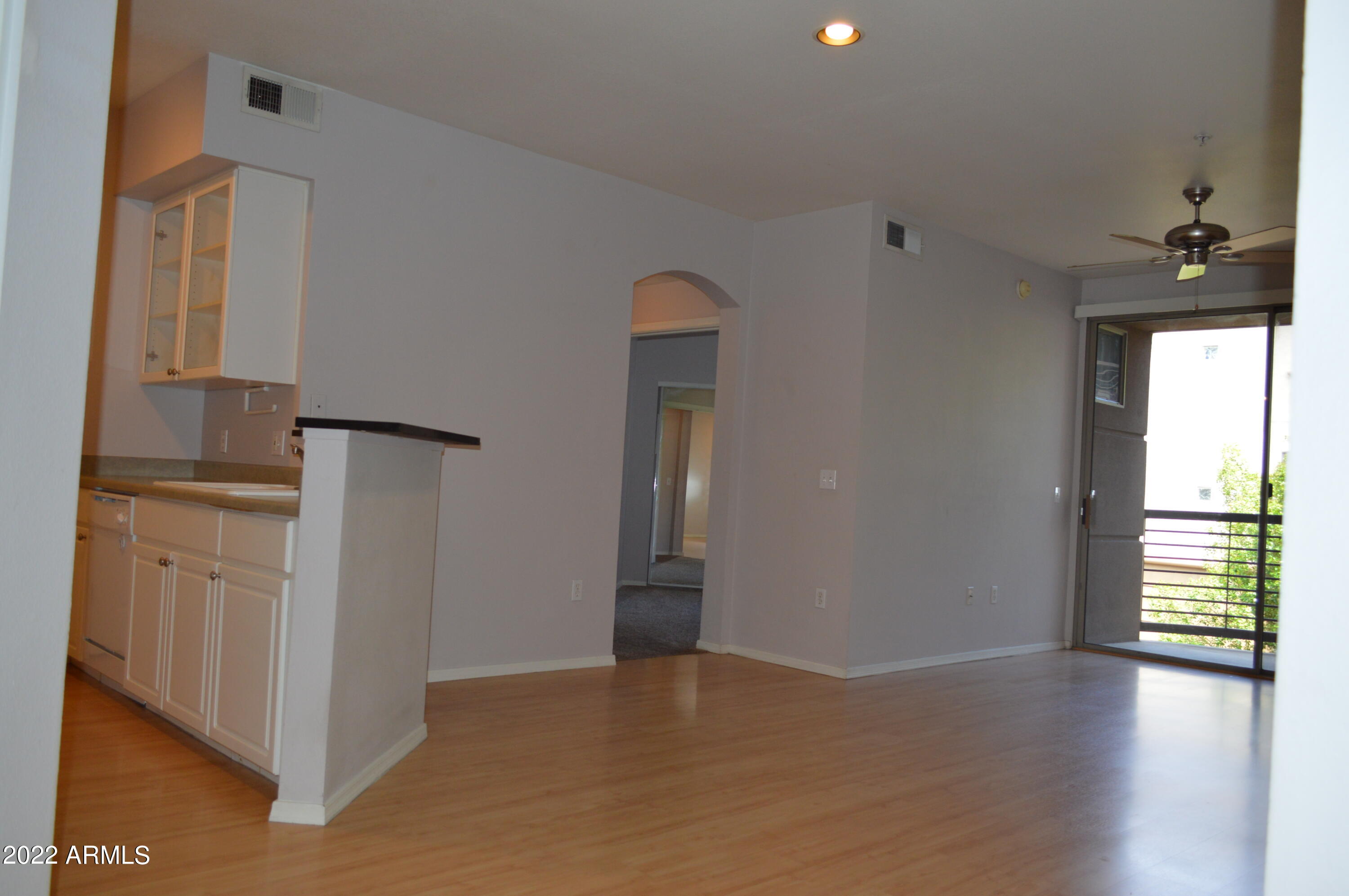 1701 East Colter Street, Unit 331 Phoenix, AZ 85016 - Photo 5 of 58 DSC_0003