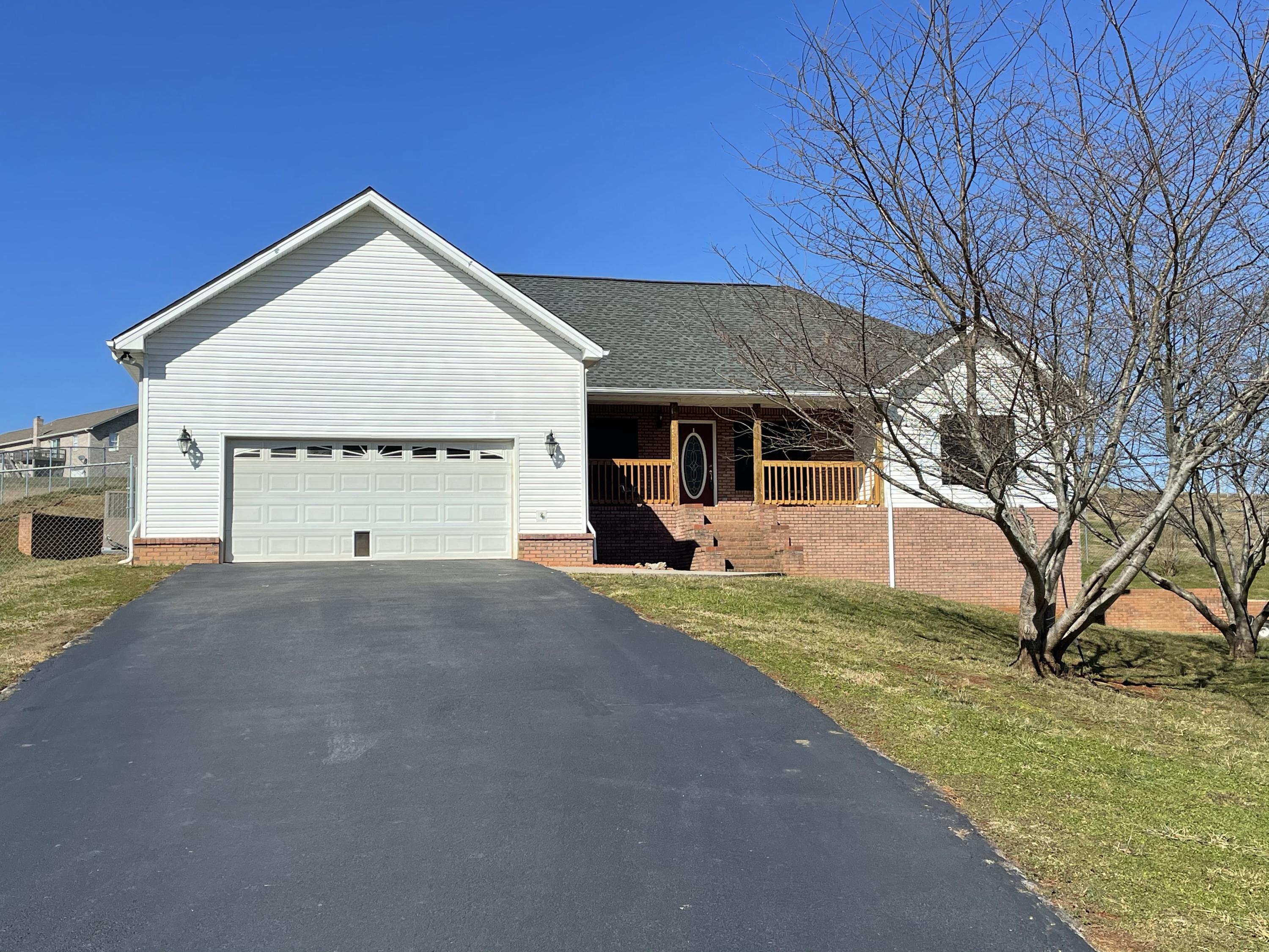 789 Burchfield Road Dandridge, TN 37725 - Photo 1 of 29 IMG_0977