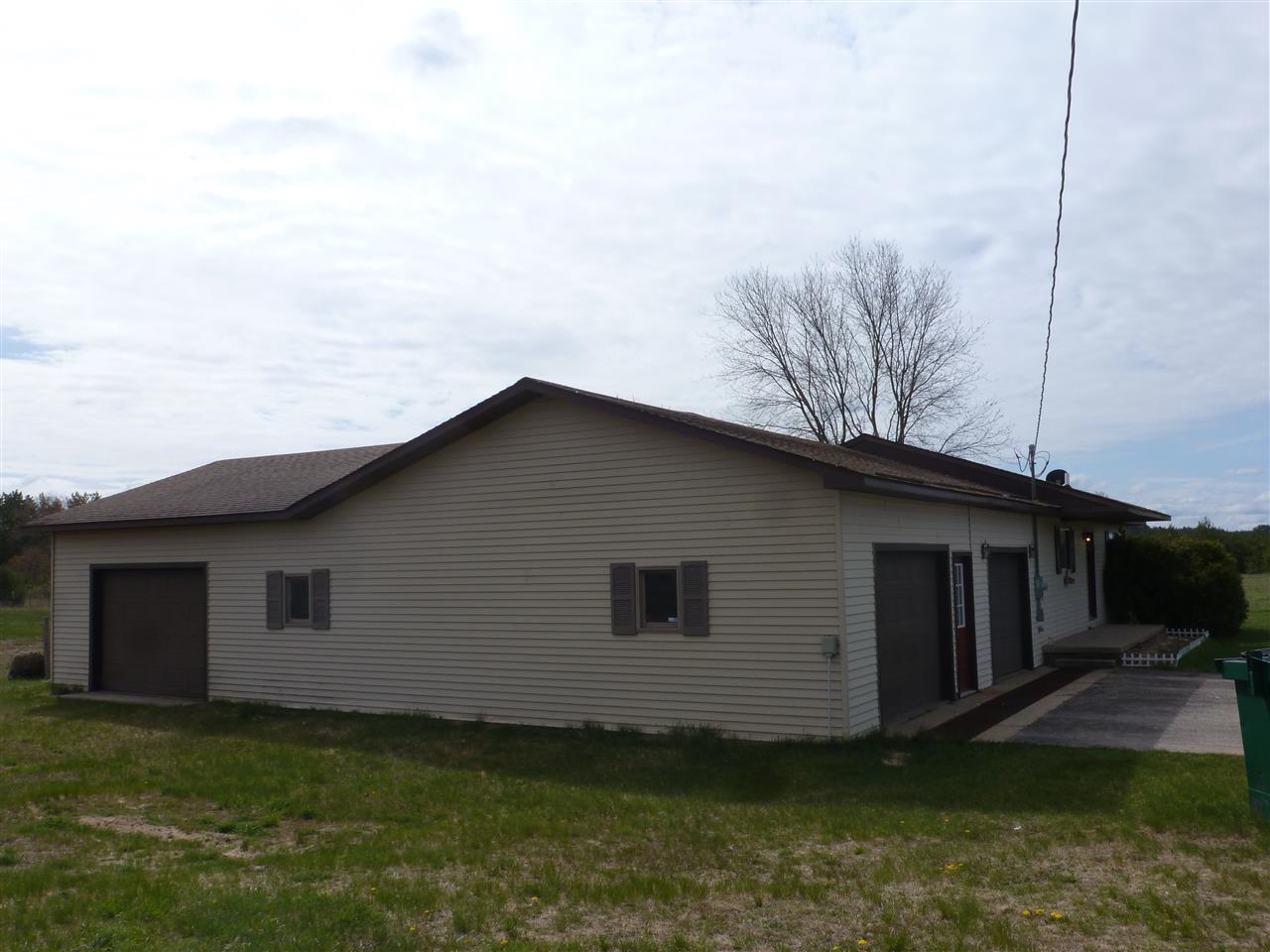 10517 Johnson Road Mancelona, MI 49659 - Photo 3 of 34 1861368-2.JPG