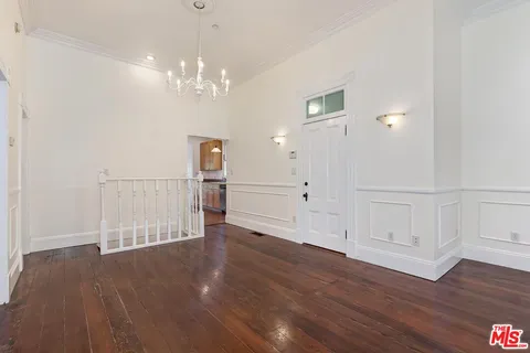 $2,098,000 | 737 Ashland Avenue, Santa Monica, CA 90405