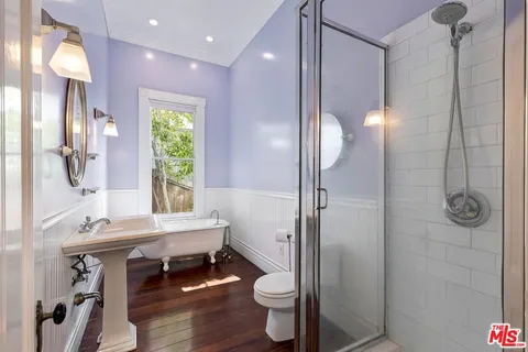 $2,098,000 | 737 Ashland Avenue, Santa Monica, CA 90405