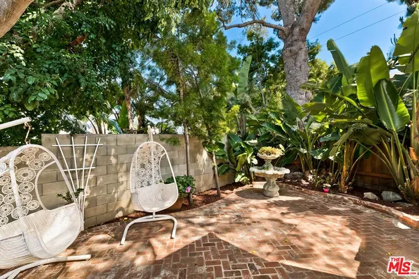 $2,098,000 | 737 Ashland Avenue, Santa Monica, CA 90405