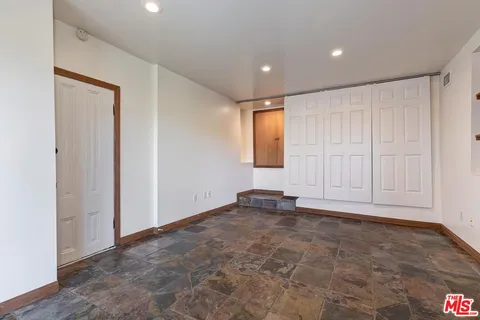 $2,098,000 | 737 Ashland Avenue, Santa Monica, CA 90405