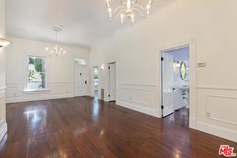 $2,098,000 | 737 Ashland Avenue, Santa Monica, CA 90405