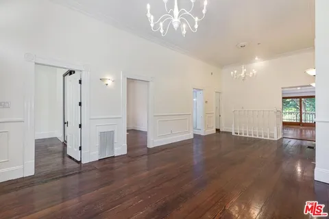 $2,098,000 | 737 Ashland Avenue, Santa Monica, CA 90405