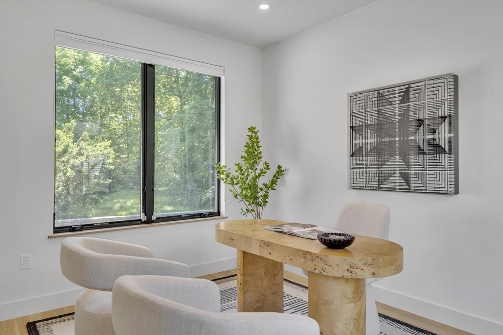1242 Beacon Street Newton, MA 02468 - Photo 8 of 28