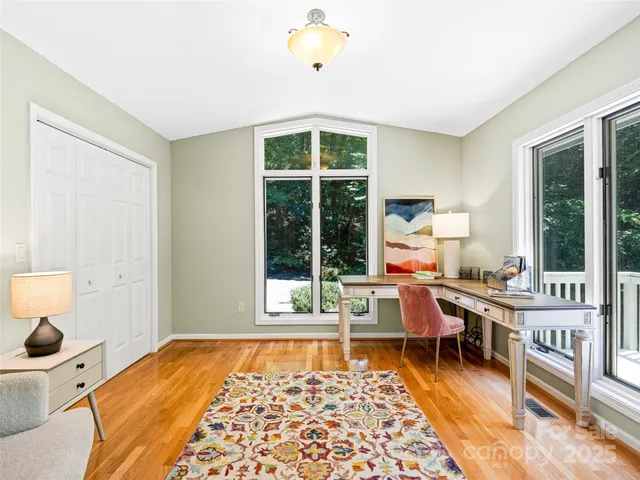 $999,995 | 150 Sondley Parkway, Asheville, NC 28805